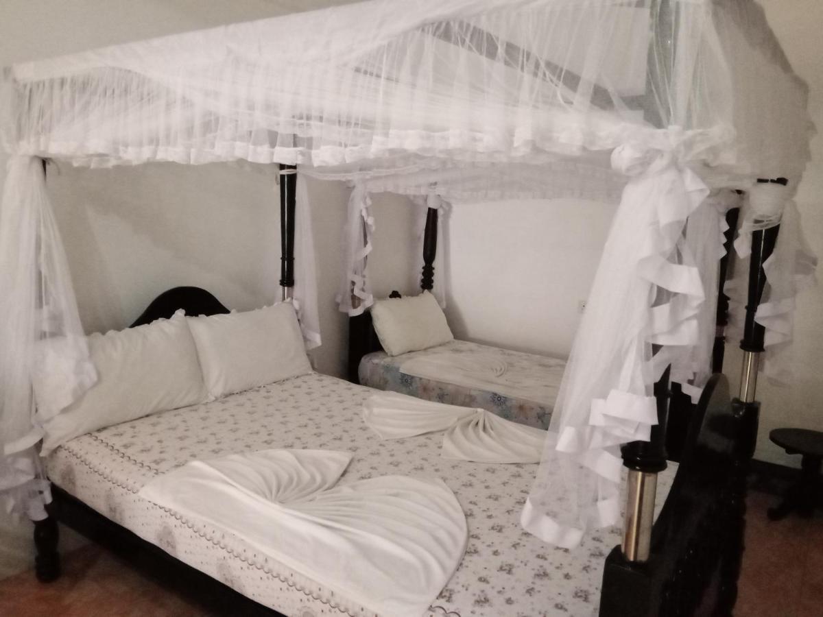 Ibisbird Beach Bungalows, Sport, Spa And Restaurant タンガラ エクステリア 写真
