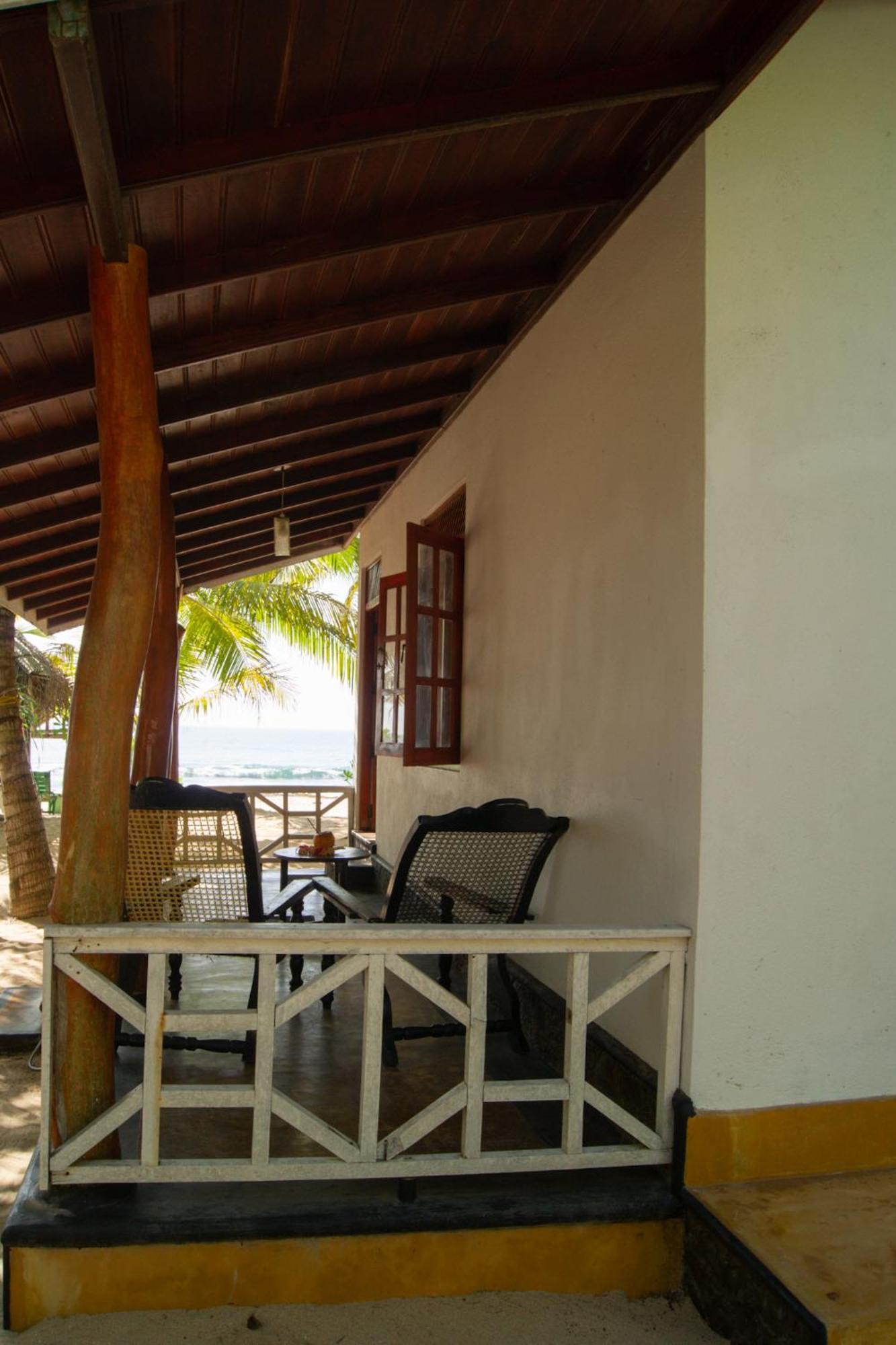 Ibisbird Beach Bungalows, Sport, Spa And Restaurant タンガラ エクステリア 写真
